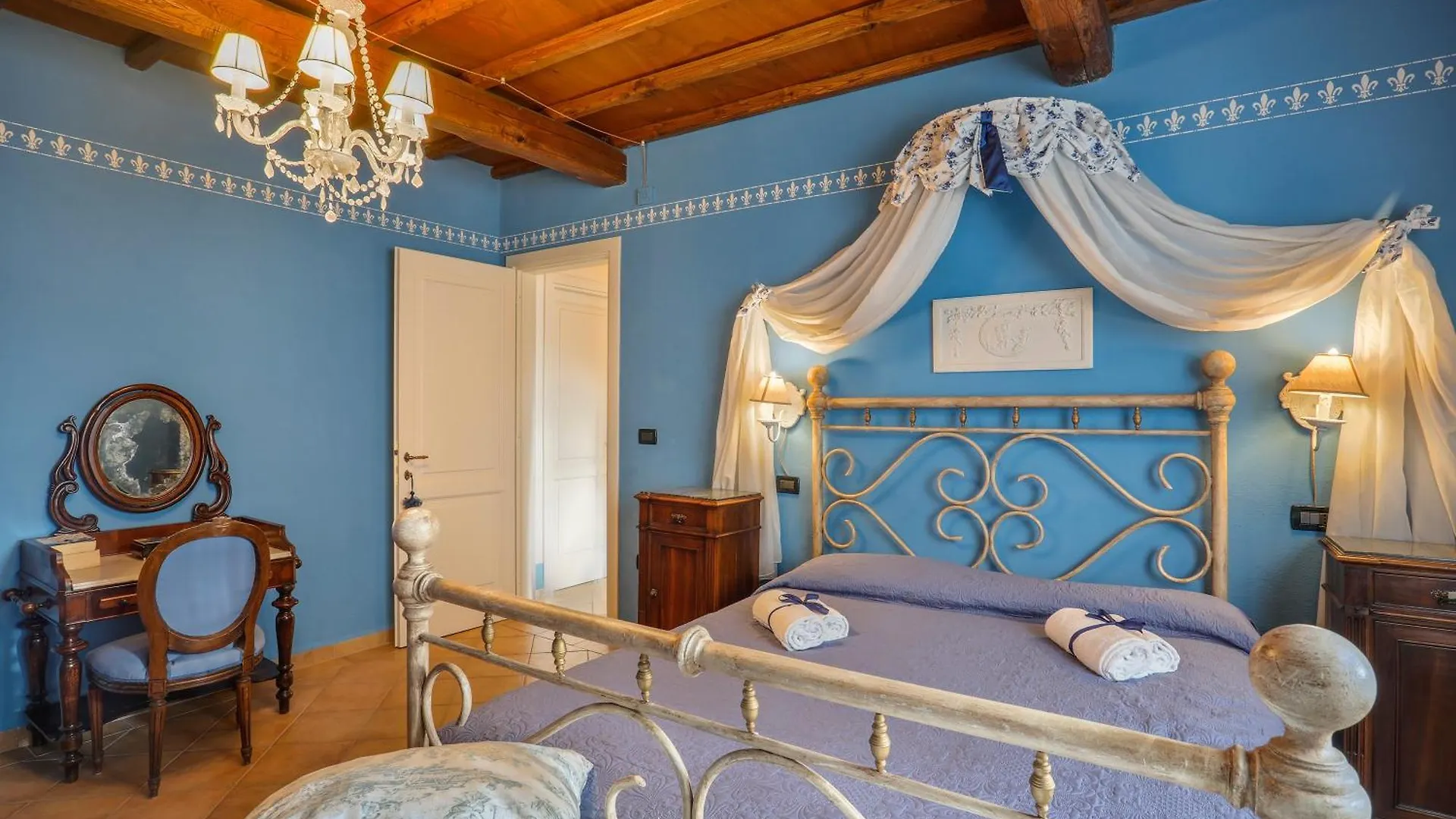 Home Hill Capannori