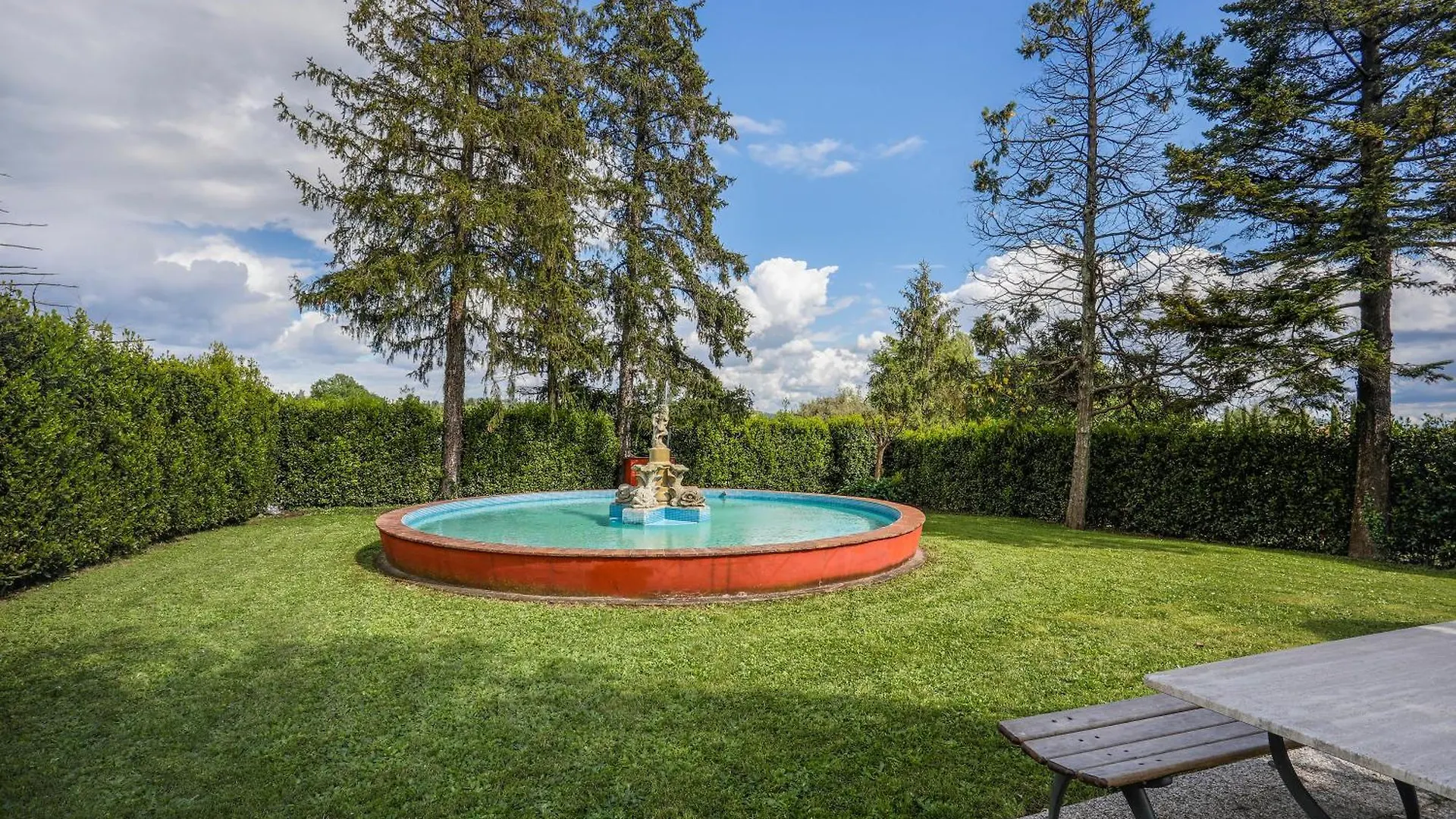 Holiday home Home Hill Capannori