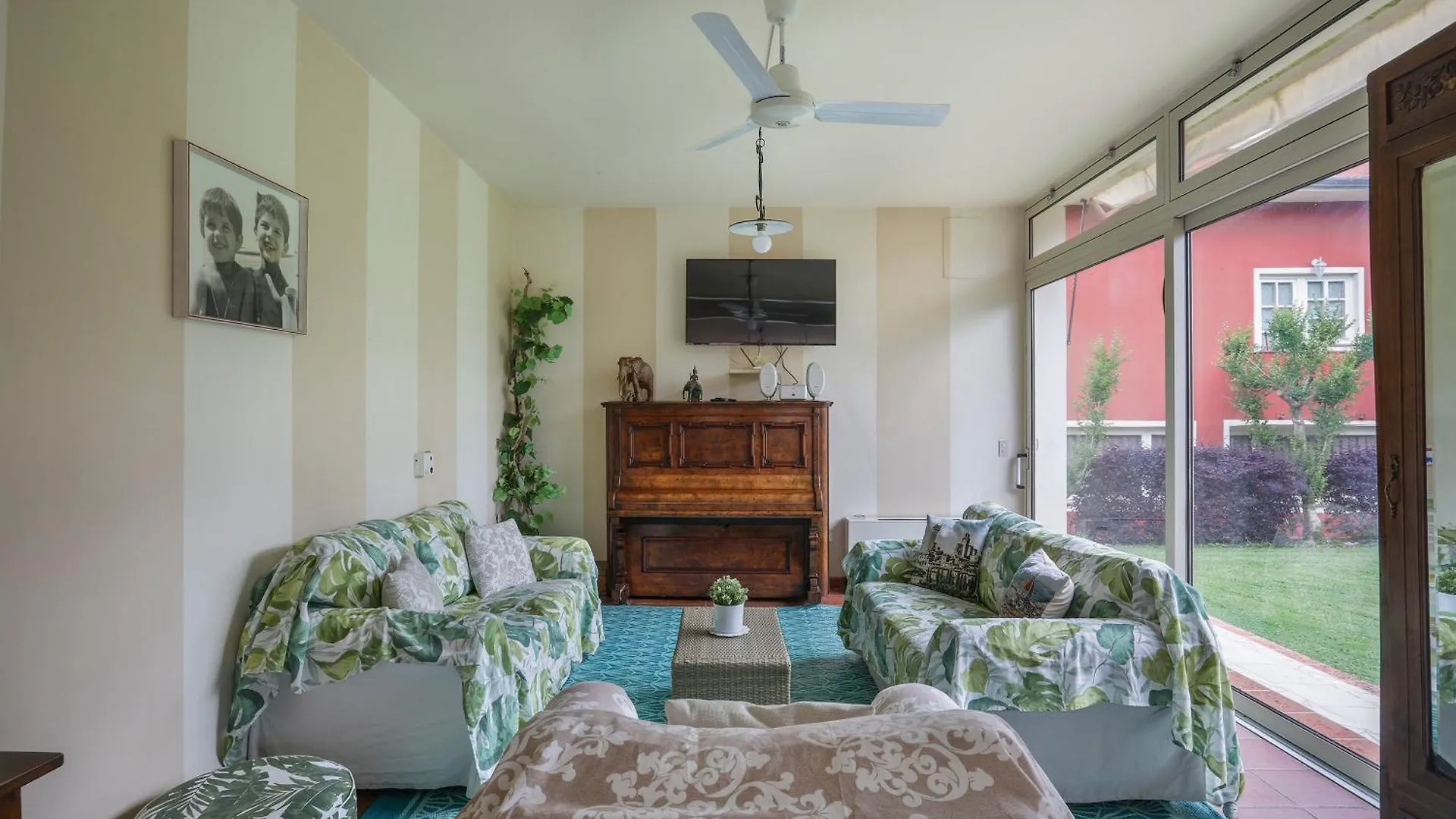 Holiday home Home Hill Capannori